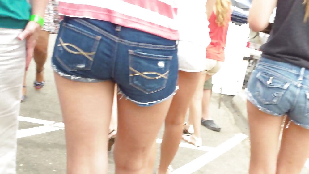 Teen butts & ass in shorts at the fair  #19402462
