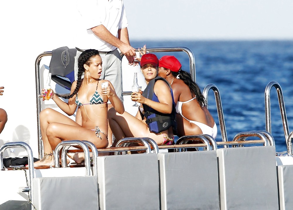 Rihanna bikini in St Tropes LOVELY TITS #10316145