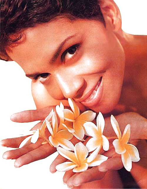 Halle berry ultimate glamour, scollatura, tappi
 #8353346