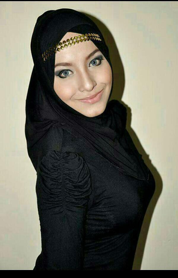 Malay sexy hijab #19015492