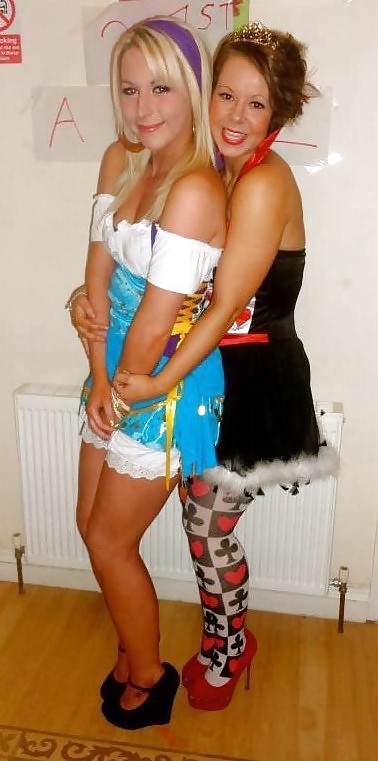 Chicas de Internet
 #17857016