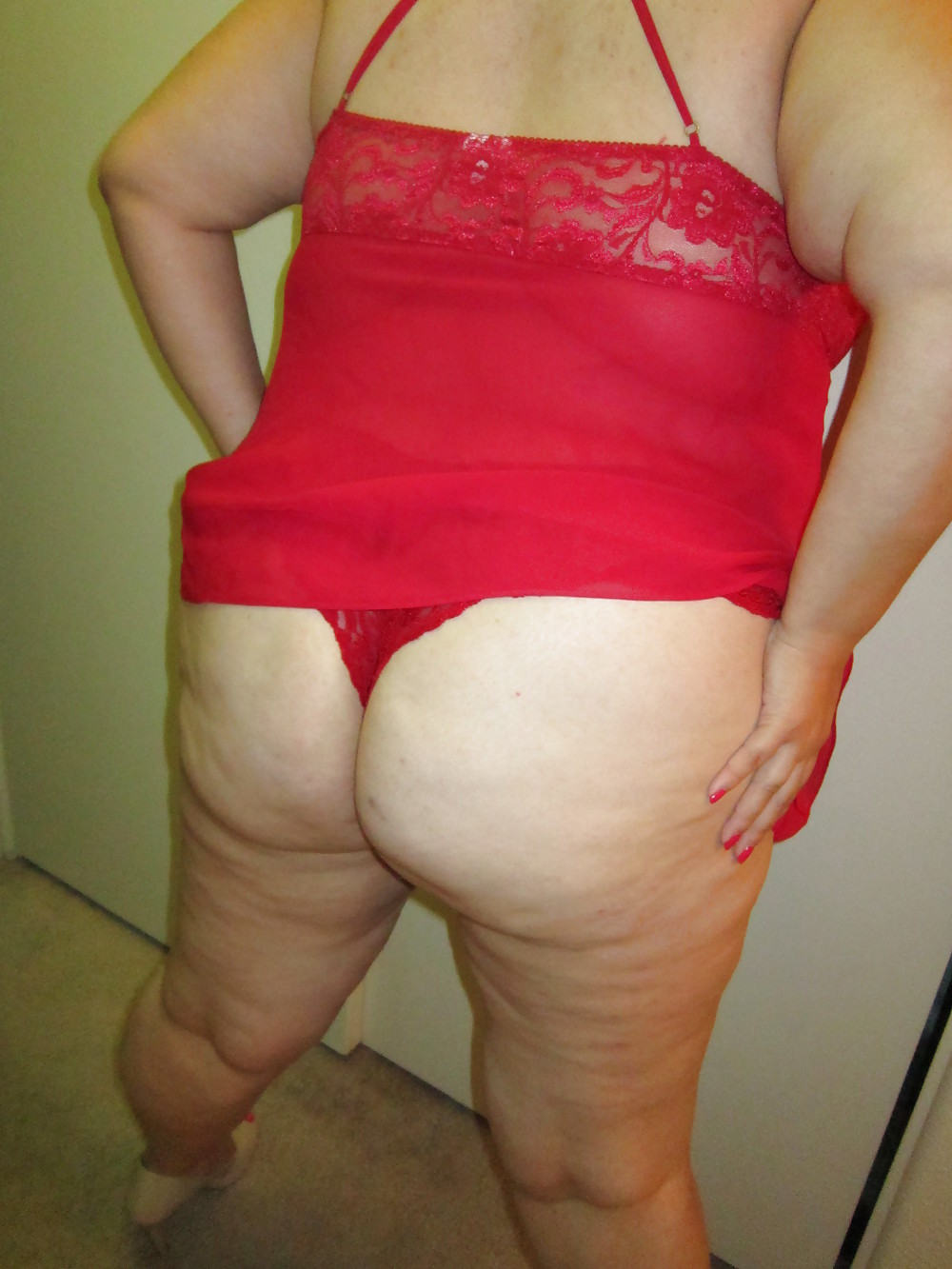 BBW in RED #15130970