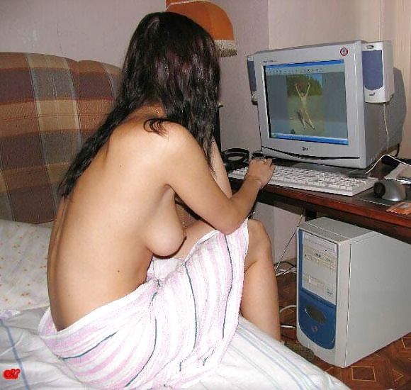 女性とコンピュータ
 #2074858