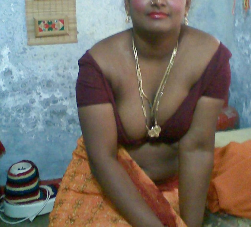 インドの巨乳おばちゃん＆Bww
 #15528860