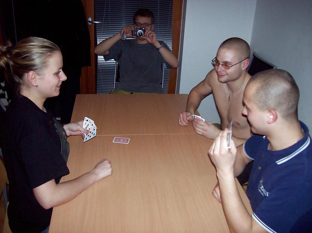 Strip Poker #18929936