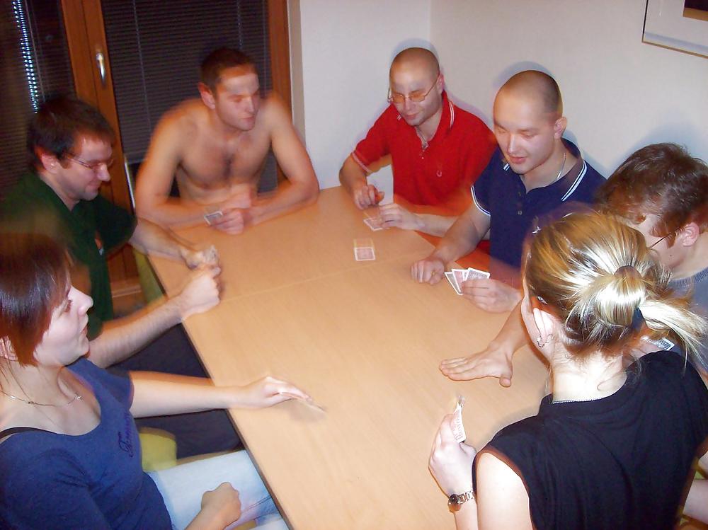 Strip Poker #18929946
