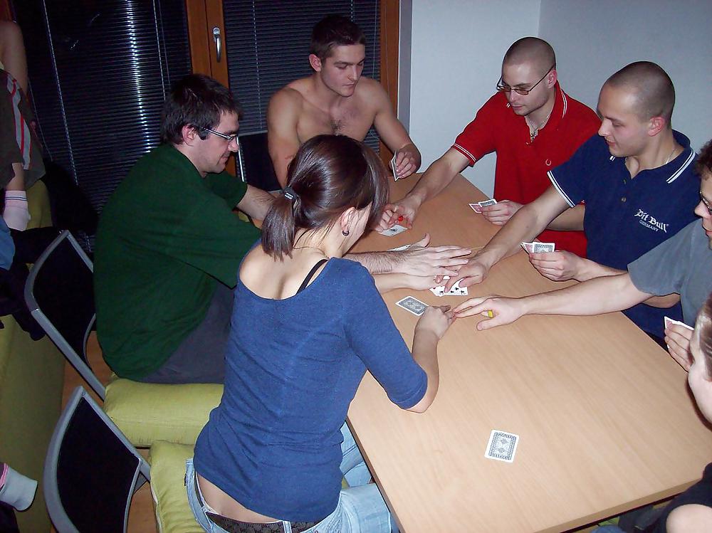 Strip Poker #18929956