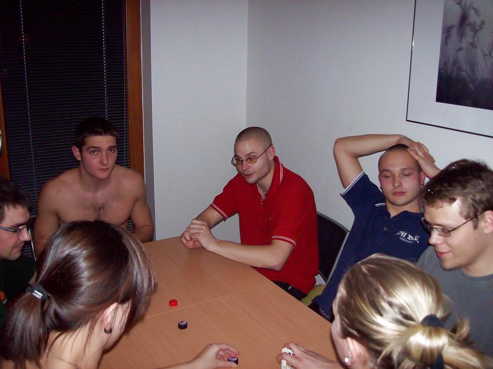 Strip Poker #18930003