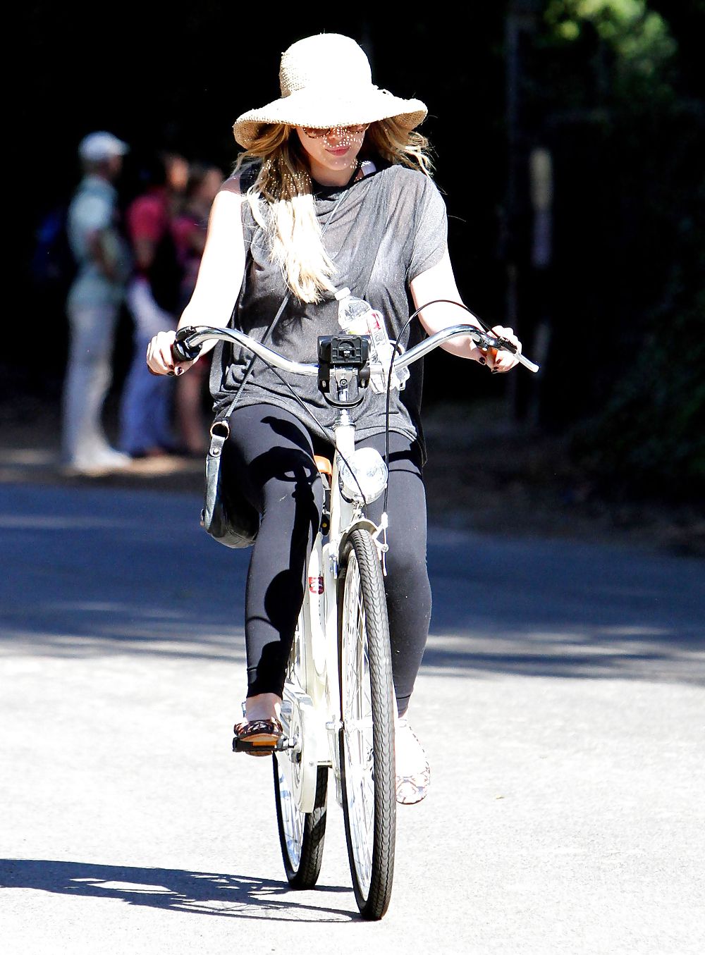 Hilary Duff - out riding her bike in Toluca Lake #5548555