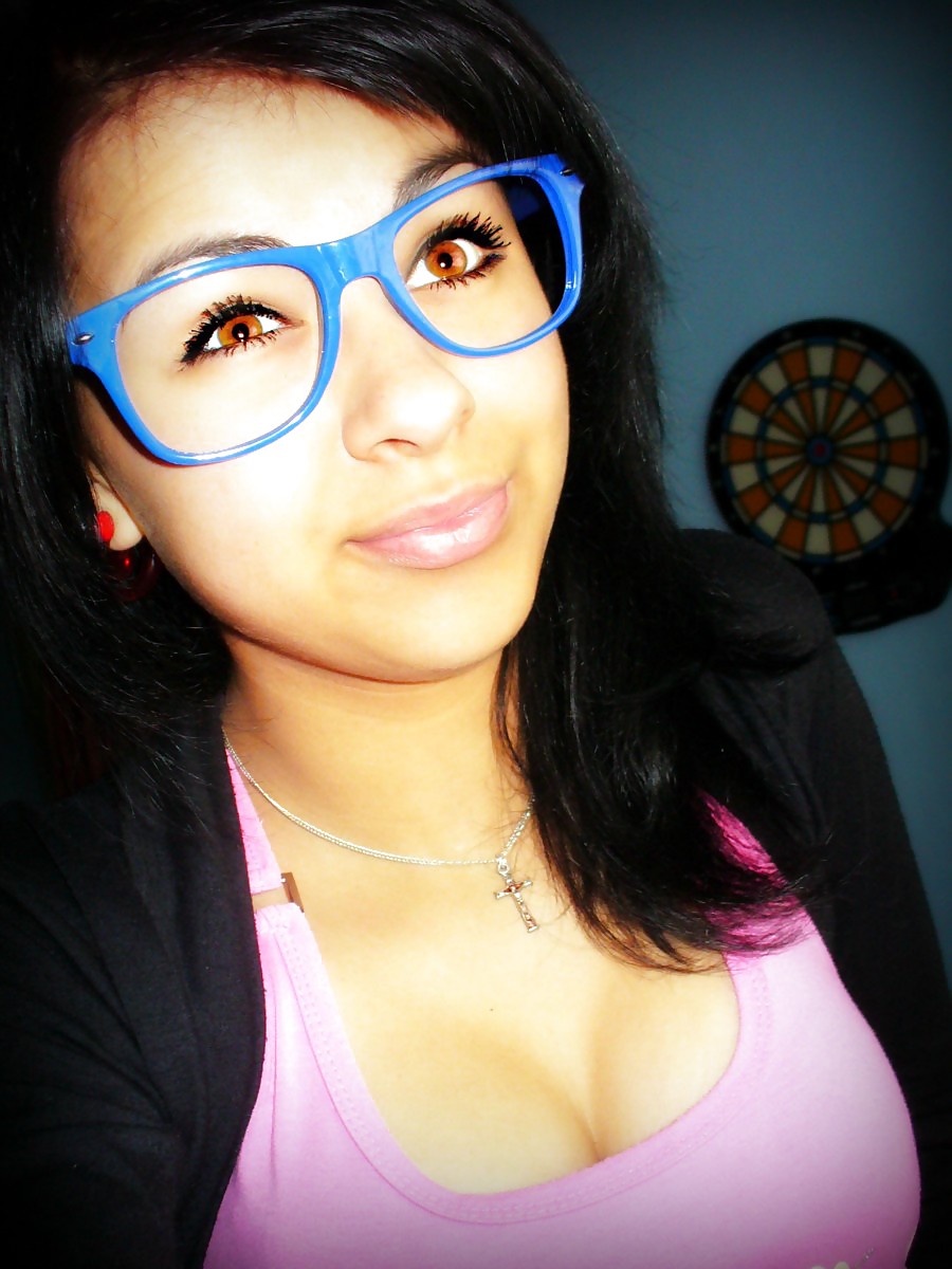 Slutty dinky girls - younger teenage titties #9364968