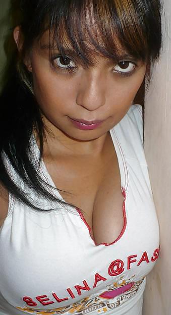 Tetonas (tetas grandes)
 #14089309