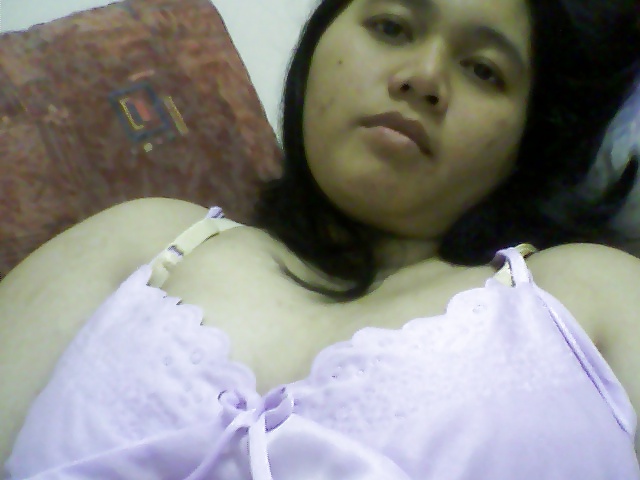 Putih tp puting hitam #18455810