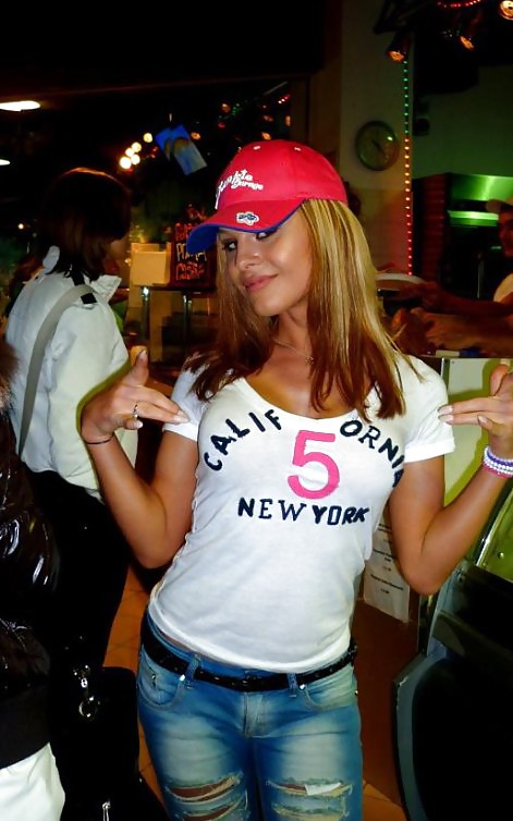 T-grls al aire libre
 #17617782