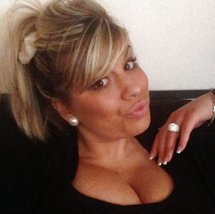 Ejaculez et commenter mes copines 5
 #15667146