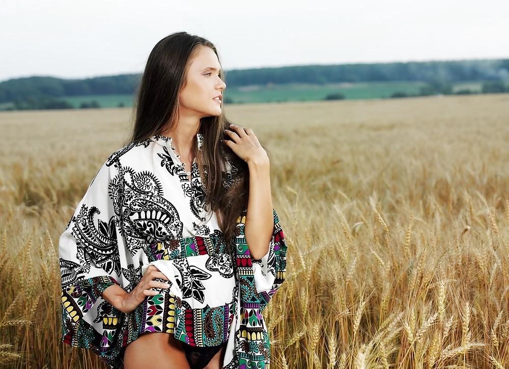 Moshe Says You Don't Have To Be Naked To Be Sexy #4386149