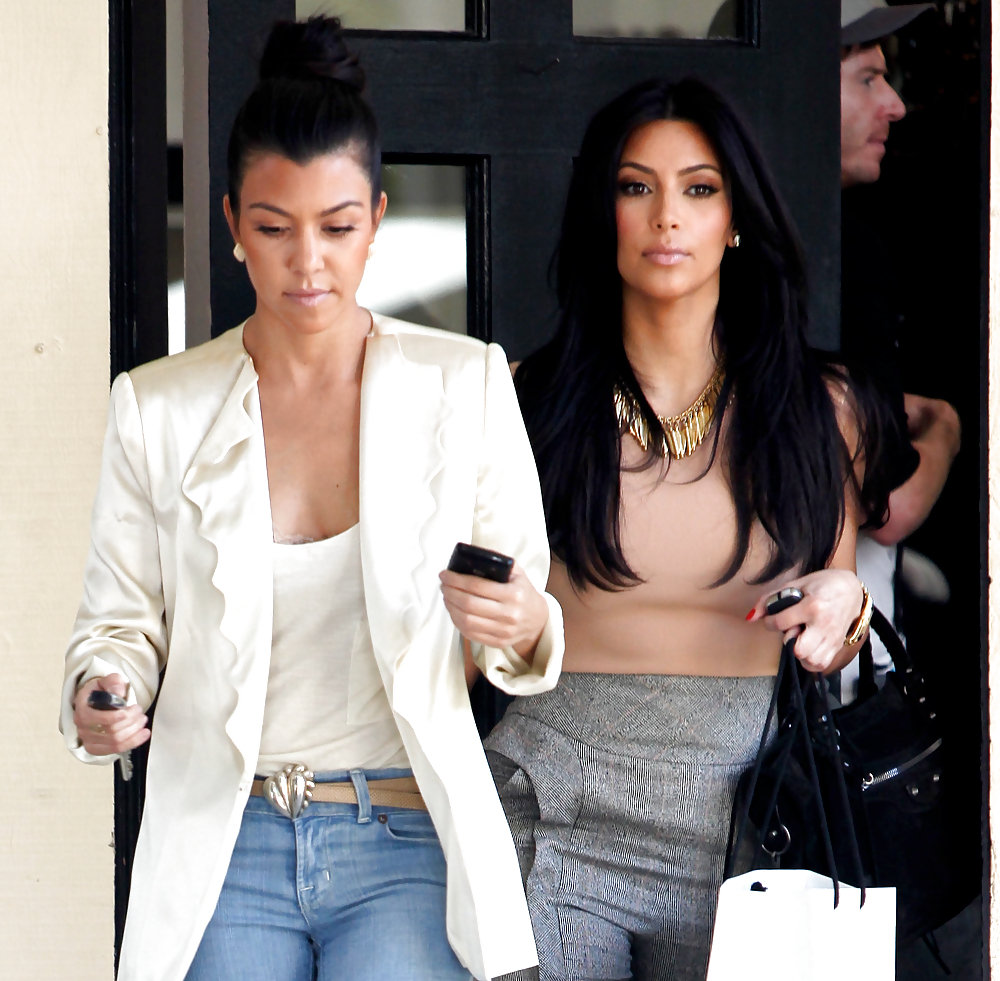 Kim & Kourtney Kardashian Shooting Scenes #4191562
