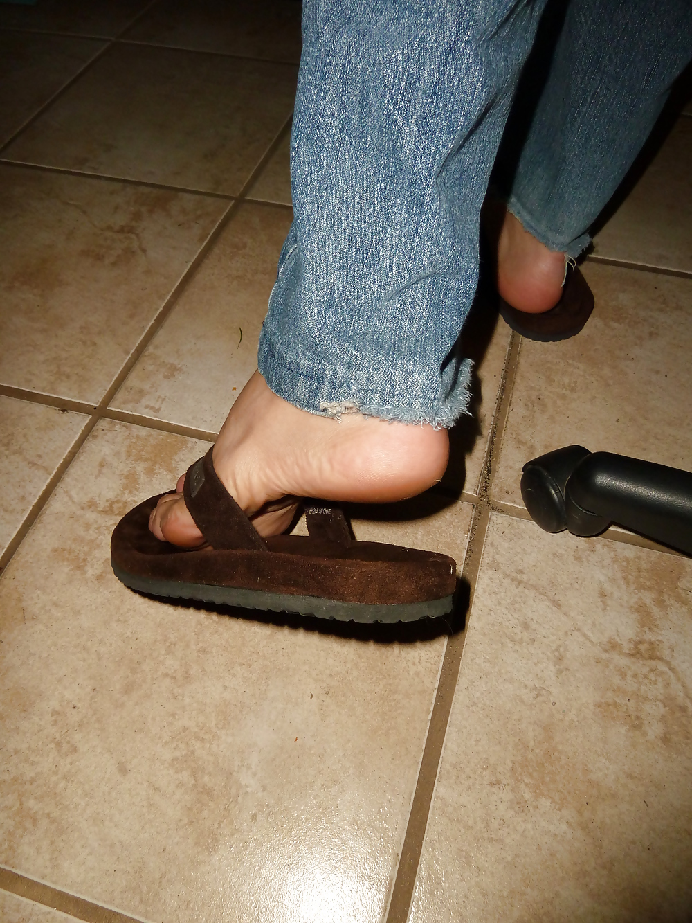 Flip flop feet #10728509