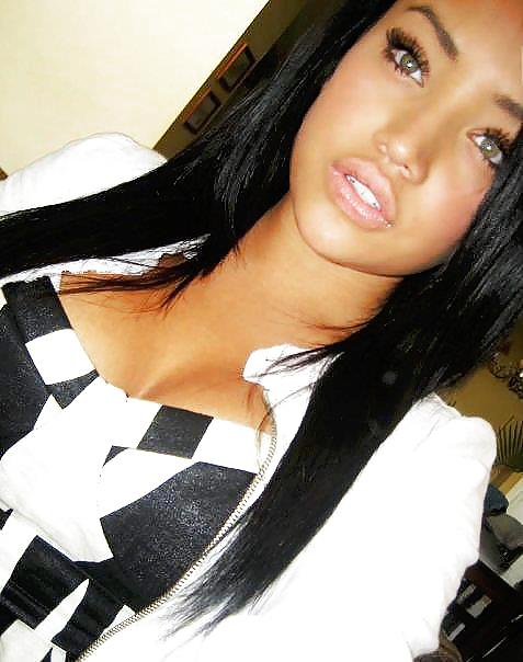 Selfshot hotties no 24
 #12763188