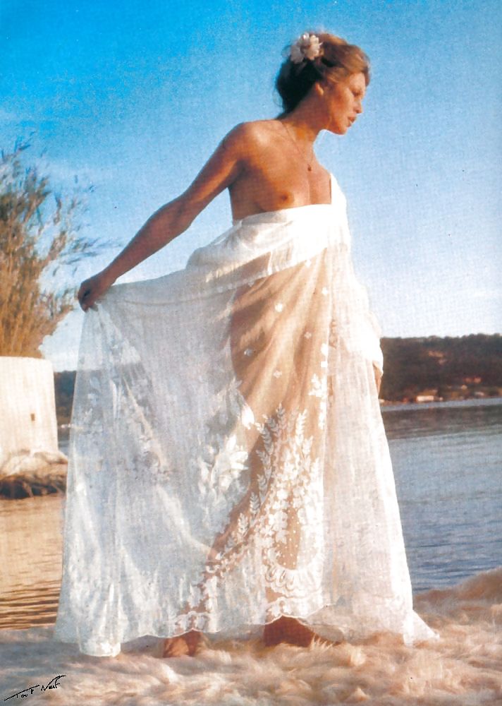 Celeb 007 - Brigitte Bardot #17839028