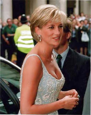 Diana Spencer - Widmet Sich Der Hahn Verrückt Gemacht Königs Fick-Spielzeug #20253617