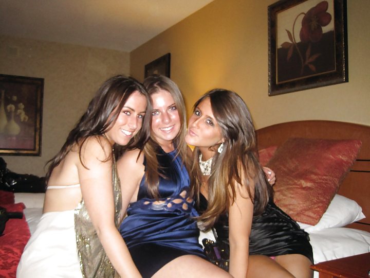 FaceBook Panty Peek 13 #8414768