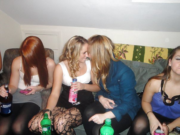 FaceBook Panty Peek 13 #8414940