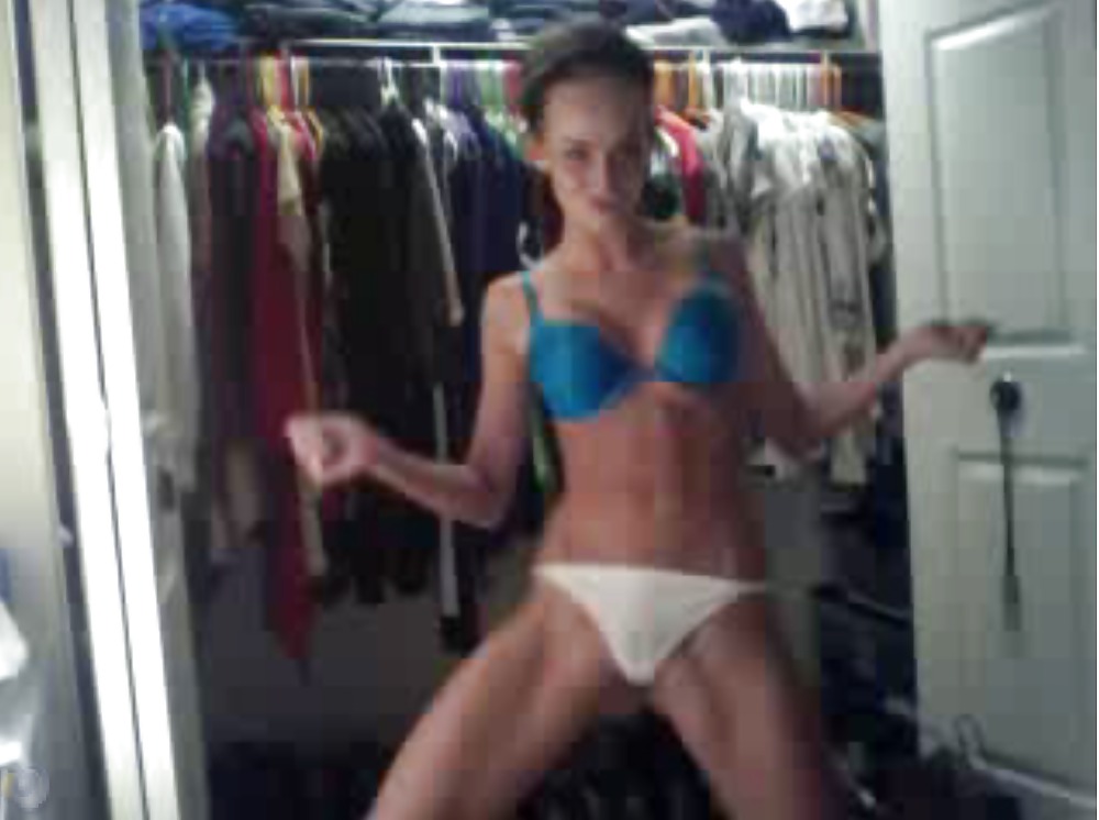 Come see me get naked!