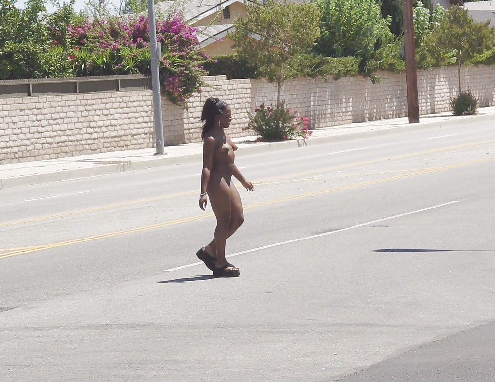 Black Woman Nude in Public #21827618