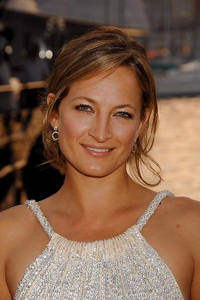 Zoe bell 
 #13197456