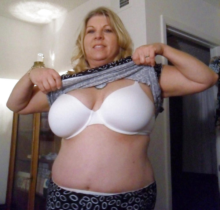 Big Saggy Tits BBW Wife Marie #15049612