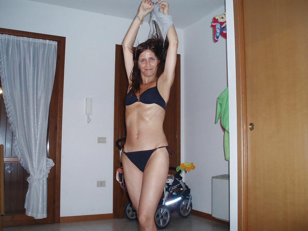 Corrida en mi coño
 #20222503