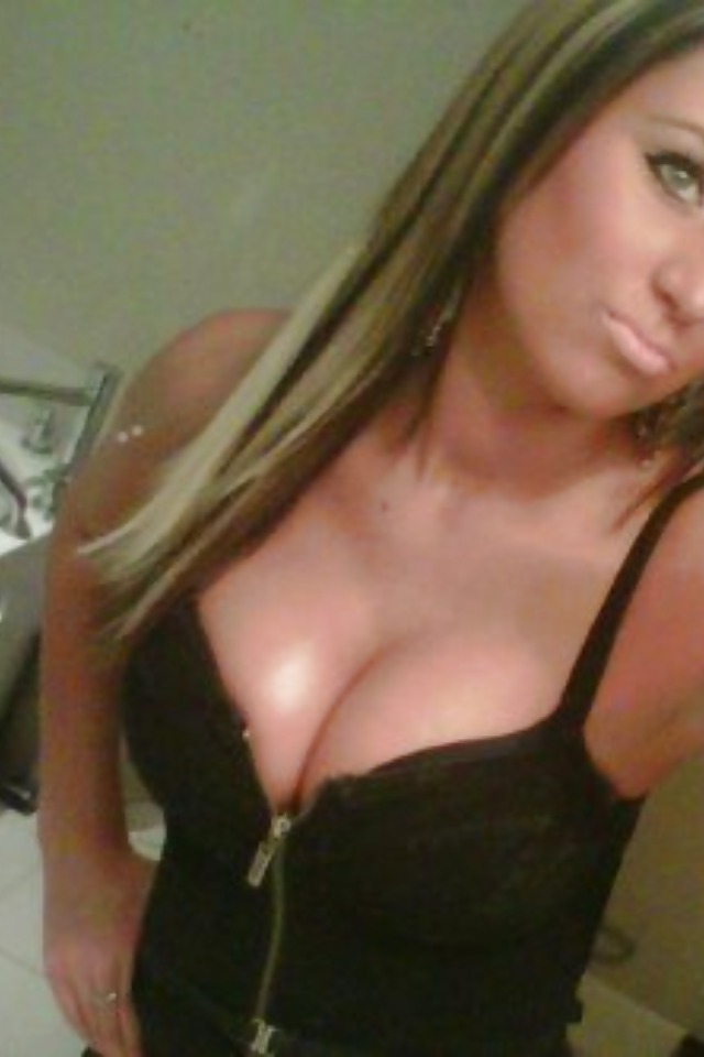 Facebook babes 16 #4019116