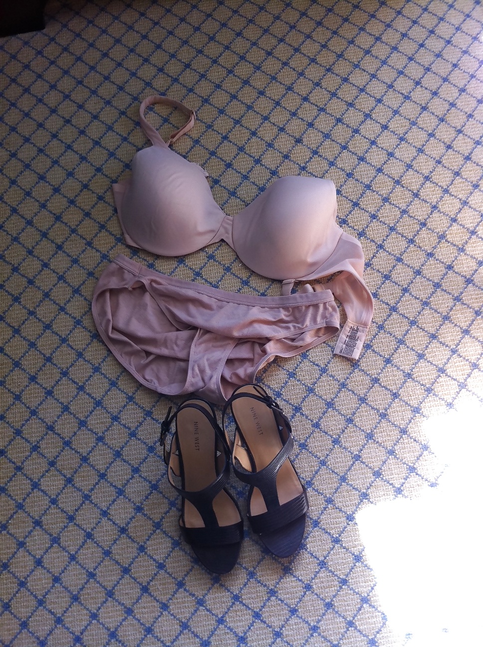 36D bra, panties, shoes..  #17955071
