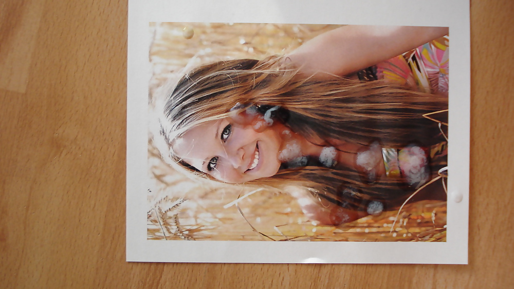 Vollgesaut
 #15104387