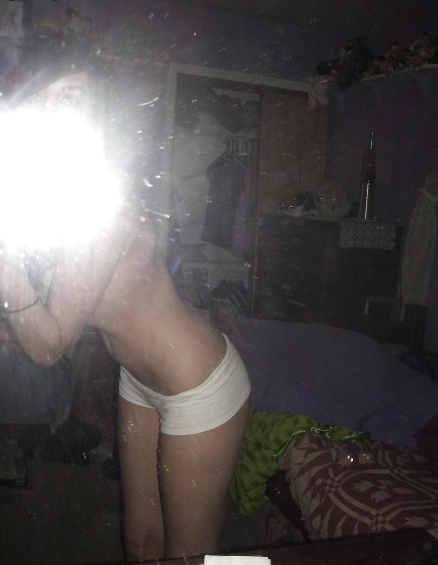 Brunnette showing her nice body #4233979