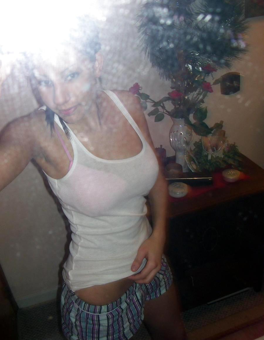 Brunnette showing her nice body #4233985