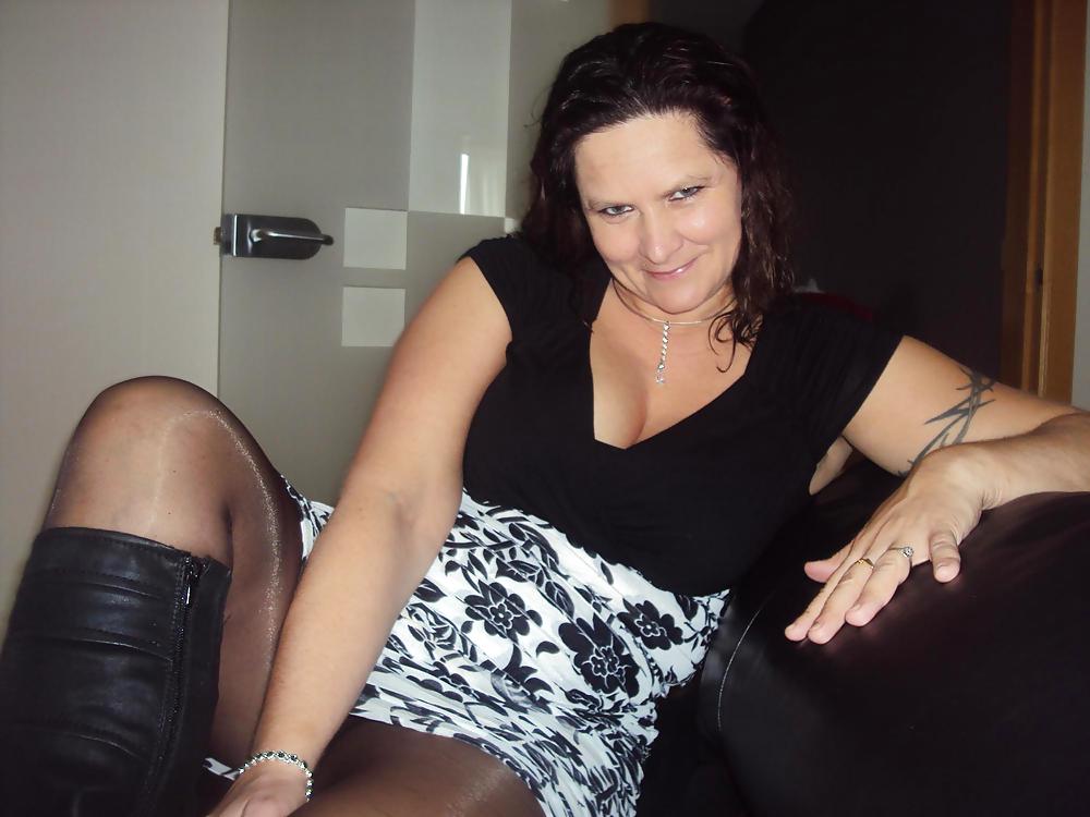 Horny dutch mom Bianca from Facebook. dirty comments please #16290126