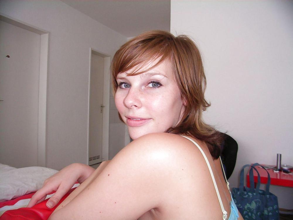 AMATEUR SLUTS - SEXY AND HORNY XI #8992161