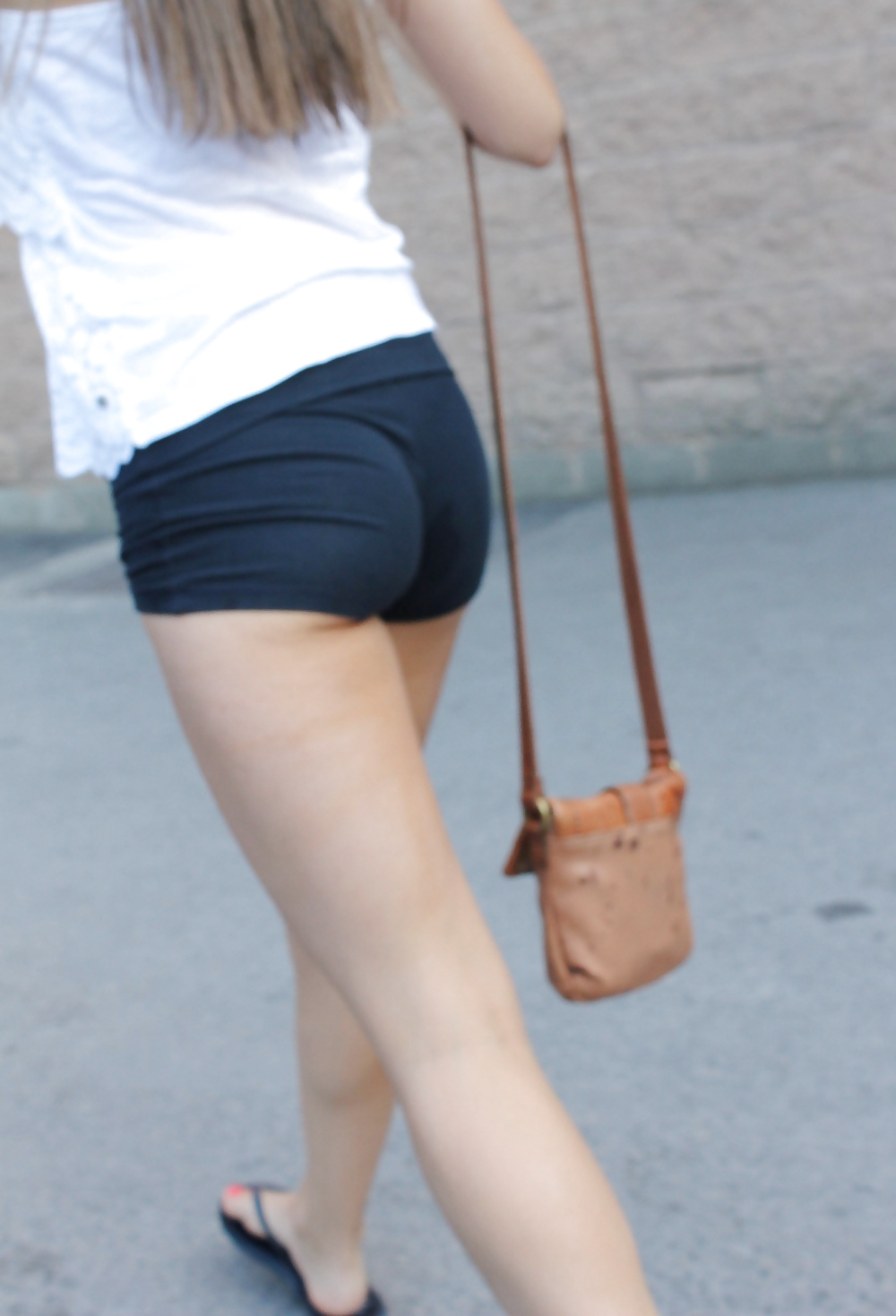 Pendeja con shorcito sexy
 #15593427