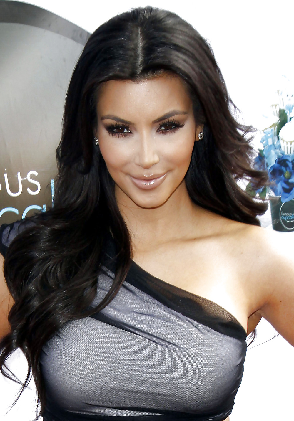 Kim Kardashian Vanilla Cupcake Mix Launch #2087057