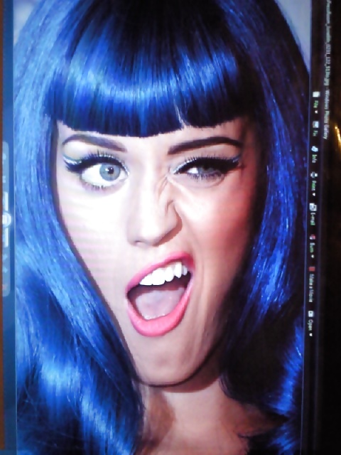 Katy Perry Facial 2 #1848504