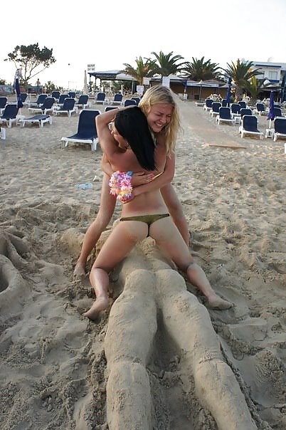 Party Fun Found on Twitter #6231578