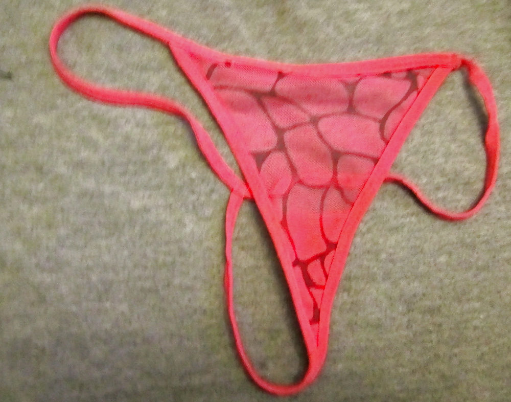 Tangas 
 #16162277