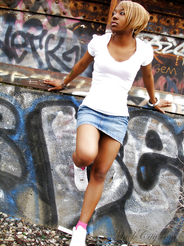 Afton on location. #17048205