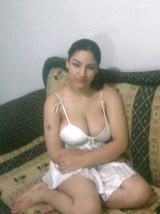 Arab Sexy Hündinnen 1 #6533572