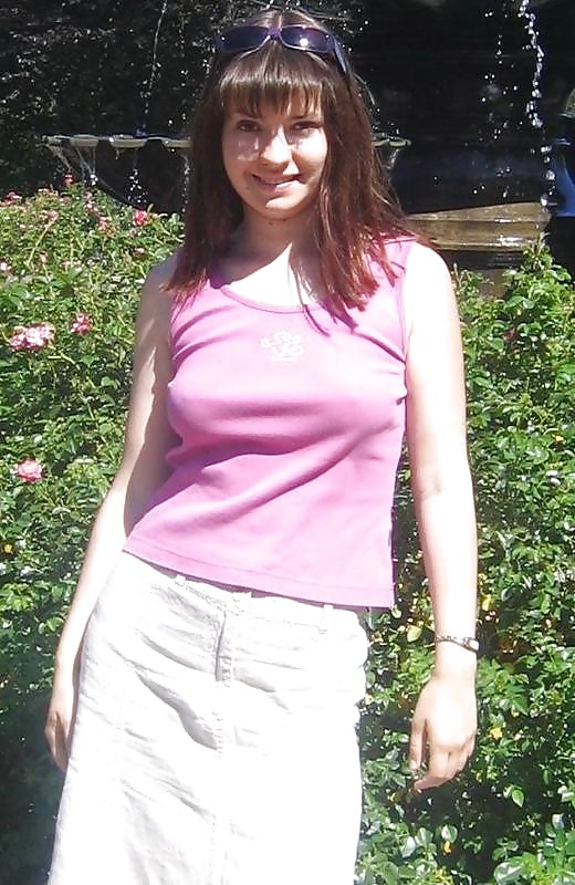 Braless 119.
 #10066726