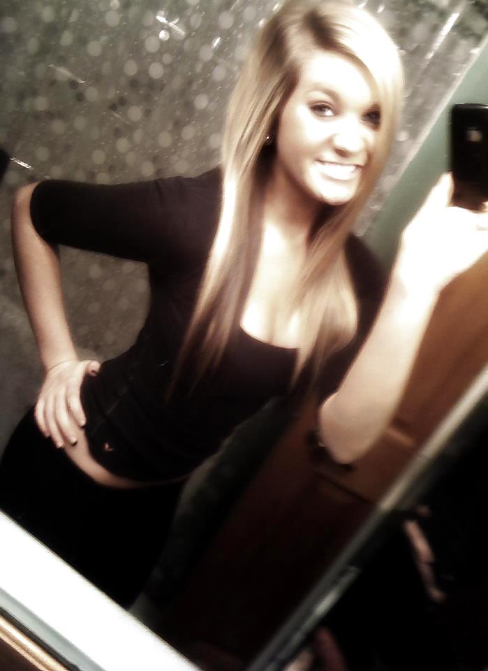 ランダム写真
 #6636364