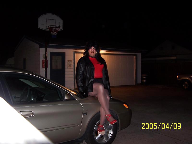 Cds and tvs flachling out of doorways #9372403