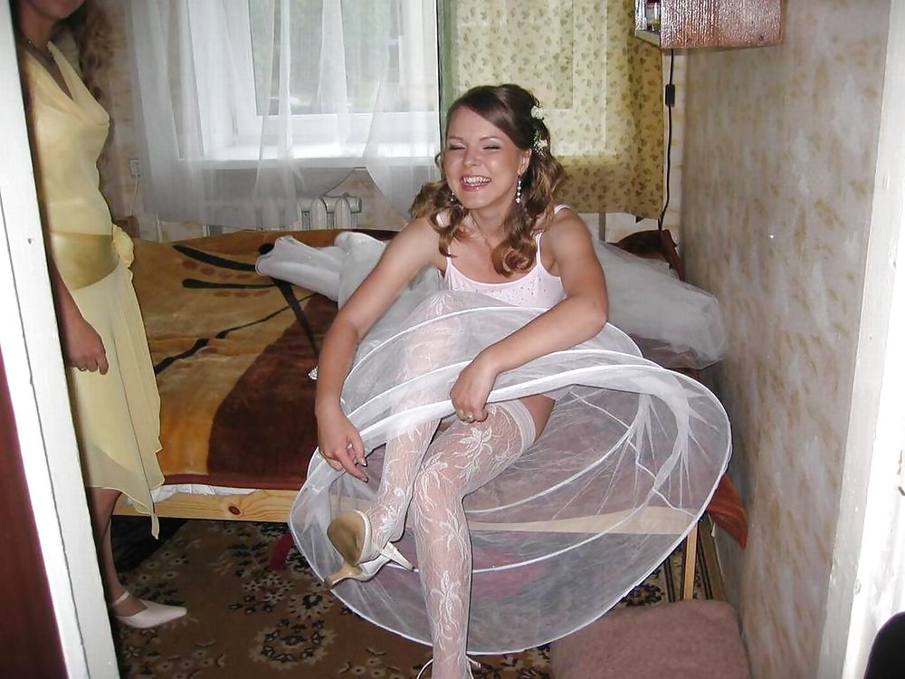 結婚式・花嫁のアップスカート
 #7209240