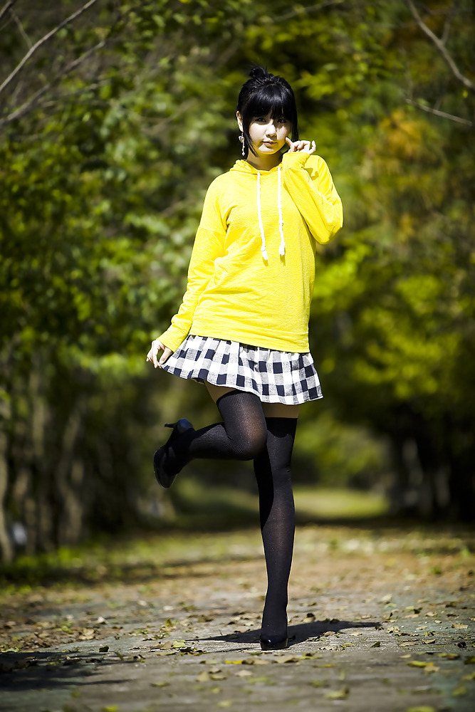 Asian short skirt and stockings
 #265389